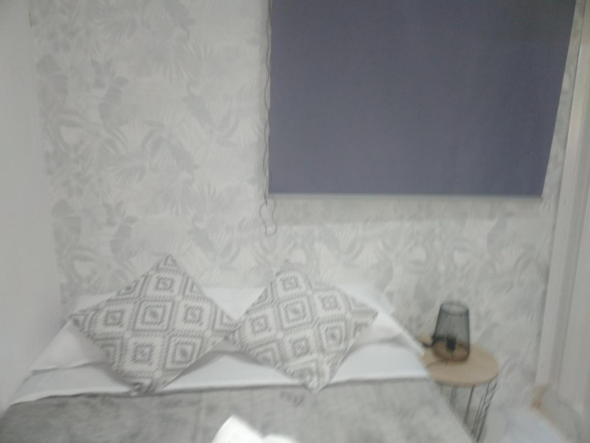 Precioso Apartamento Moderno Cerca Del Carrefour Rosaleda Málaga Buitenkant foto