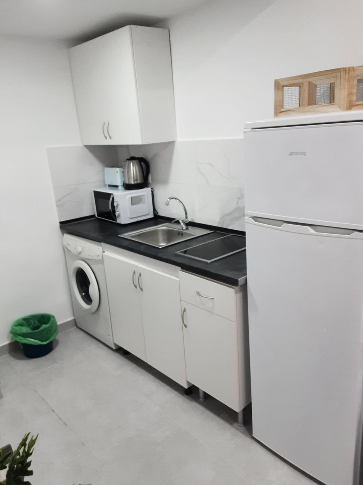 Precioso Apartamento Moderno Cerca Del Carrefour Rosaleda Málaga Buitenkant foto