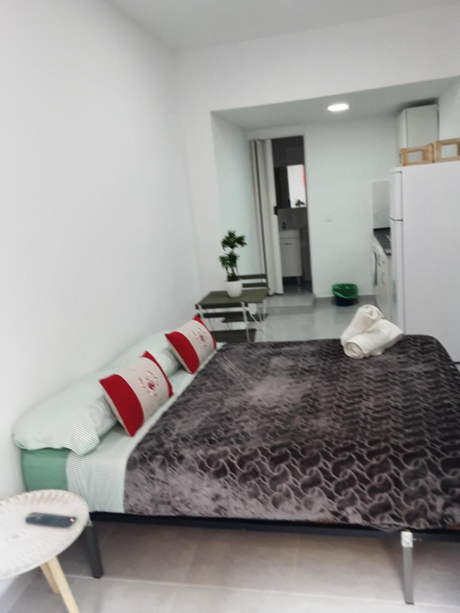 Precioso Apartamento Moderno Cerca Del Carrefour Rosaleda Málaga Buitenkant foto
